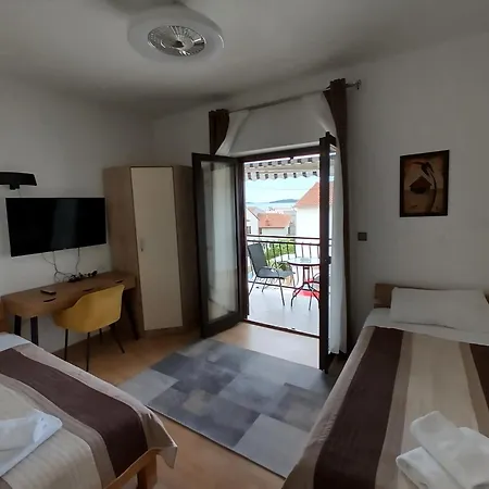 Al Apartman *