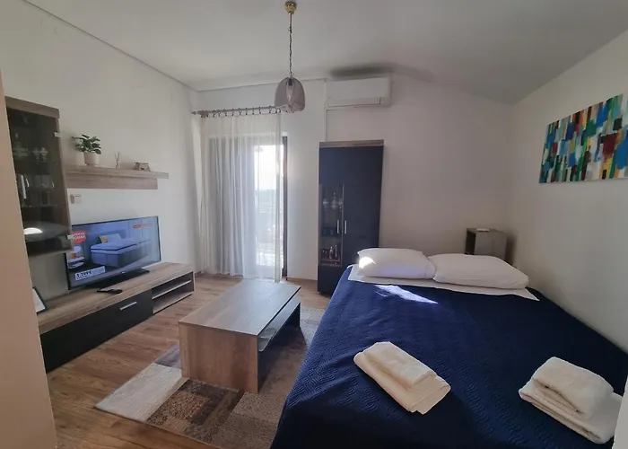 Al * Brodarica (Sibenik-Knin)