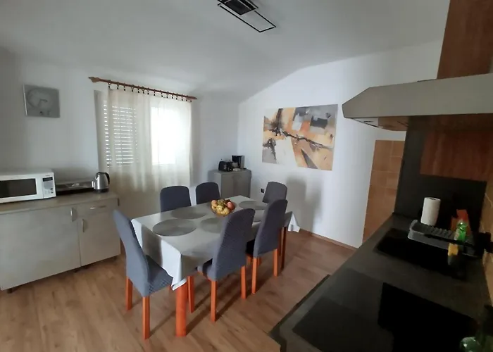 Al Brodarica (Sibenik-Knin)