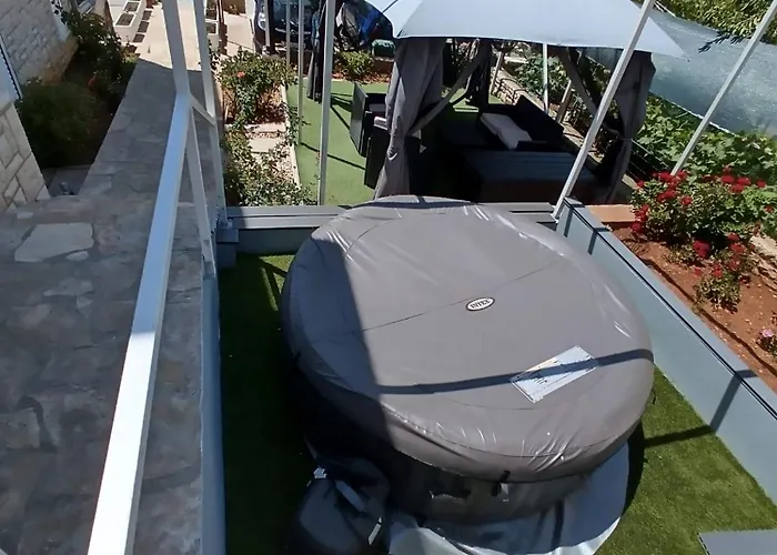 Al Brodarica (Sibenik-Knin)